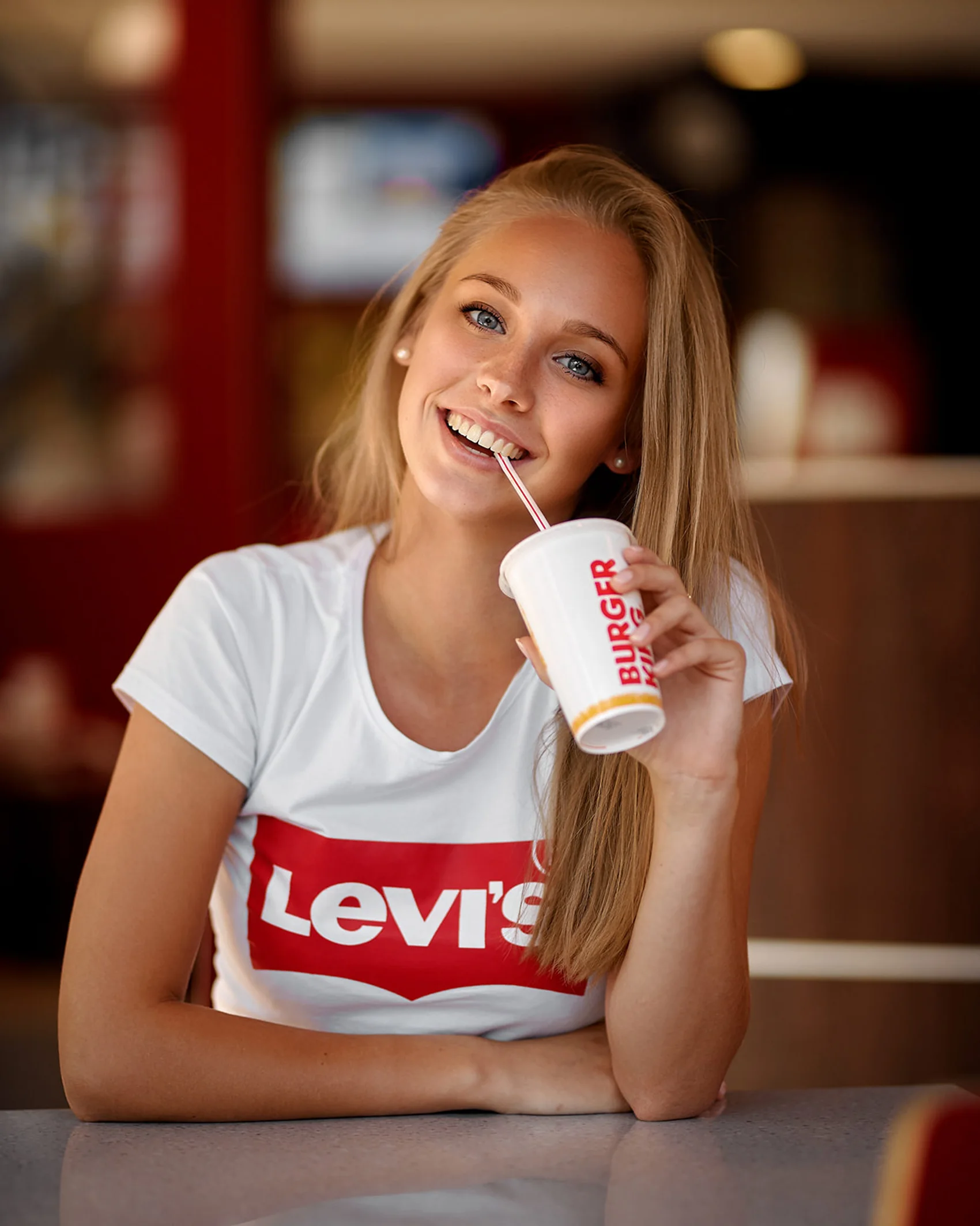 2ecade2d 00c9 4596 a797 bdada1345684